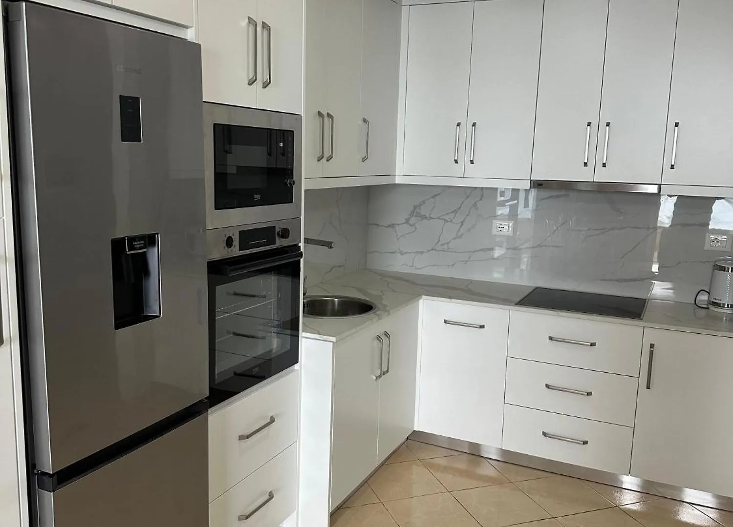Jimmy Sea View Apartment Sarande