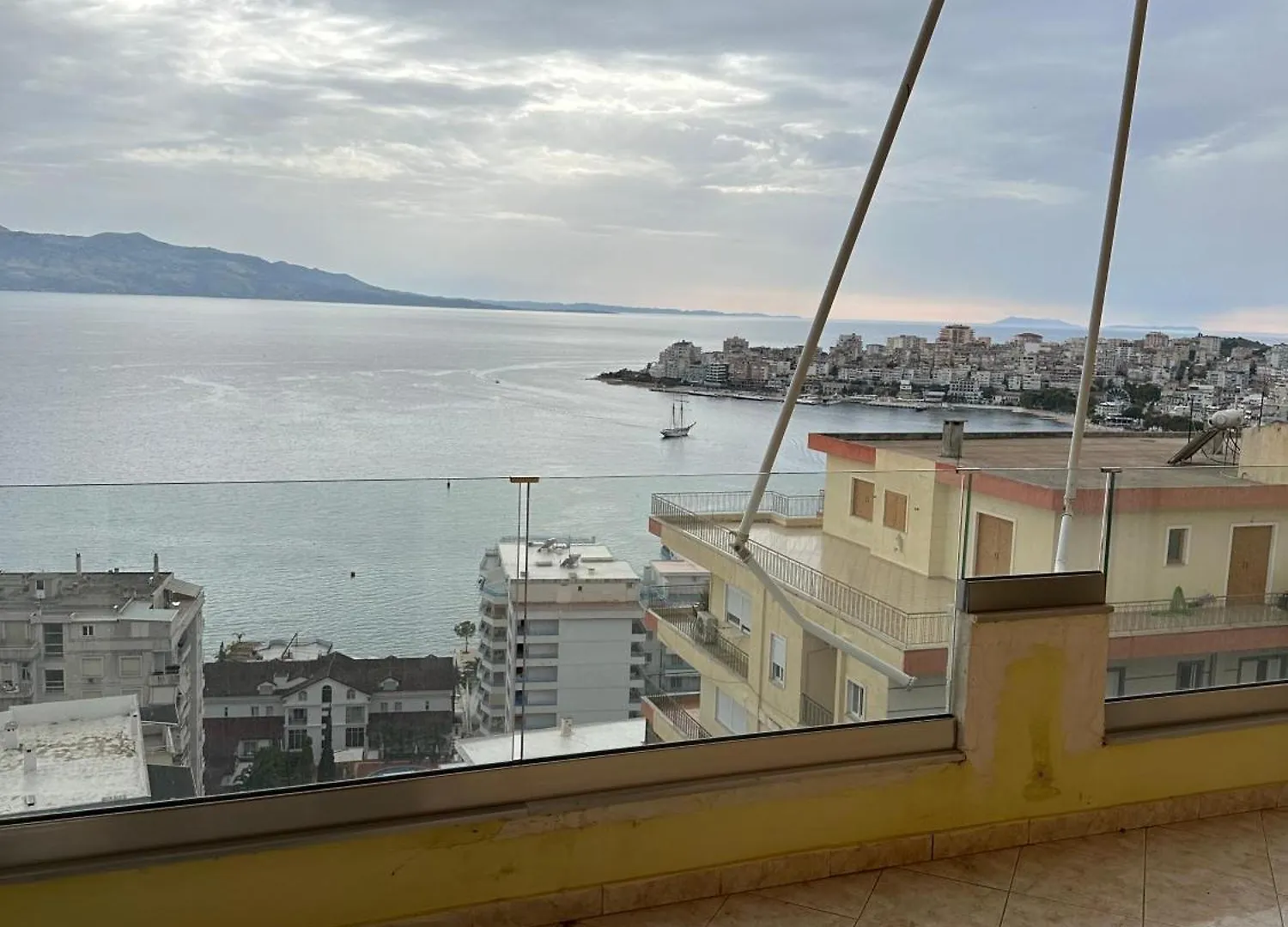 Jimmy Sea View Apartment Sarande